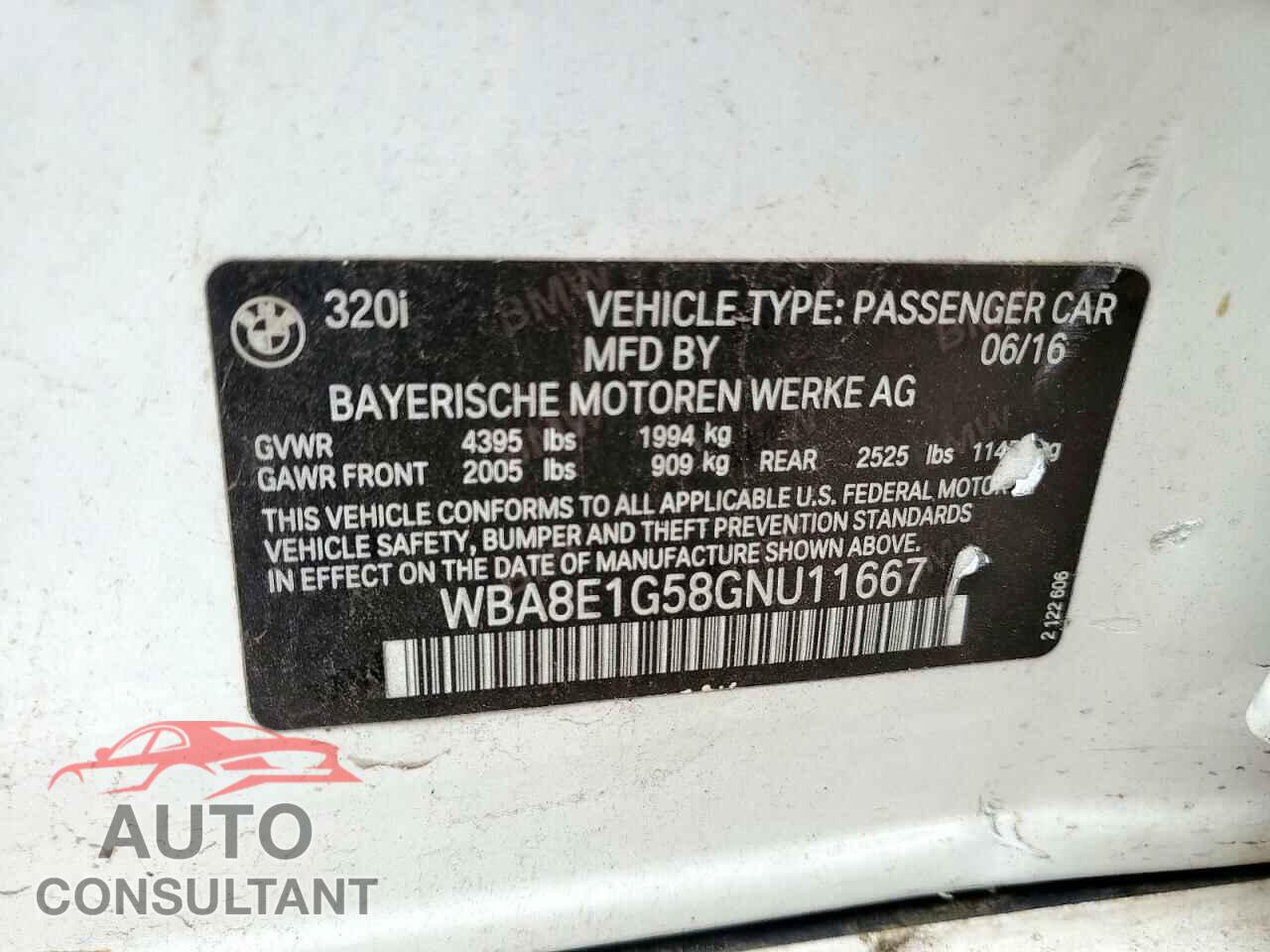 BMW 3 SERIES 2016 - WBA8E1G58GNU11667