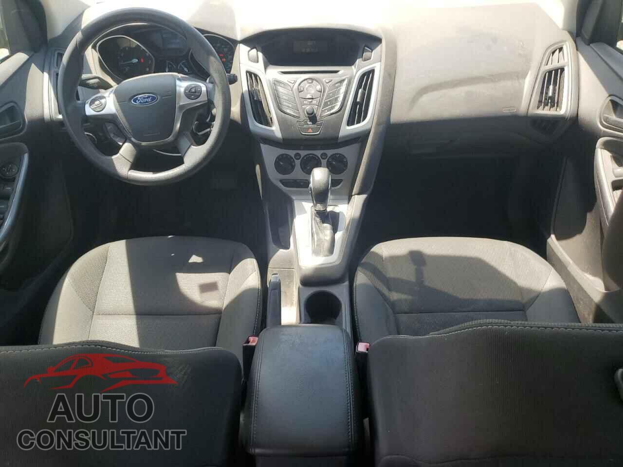 FORD FOCUS 2012 - 1FAHP3K2XCL270196
