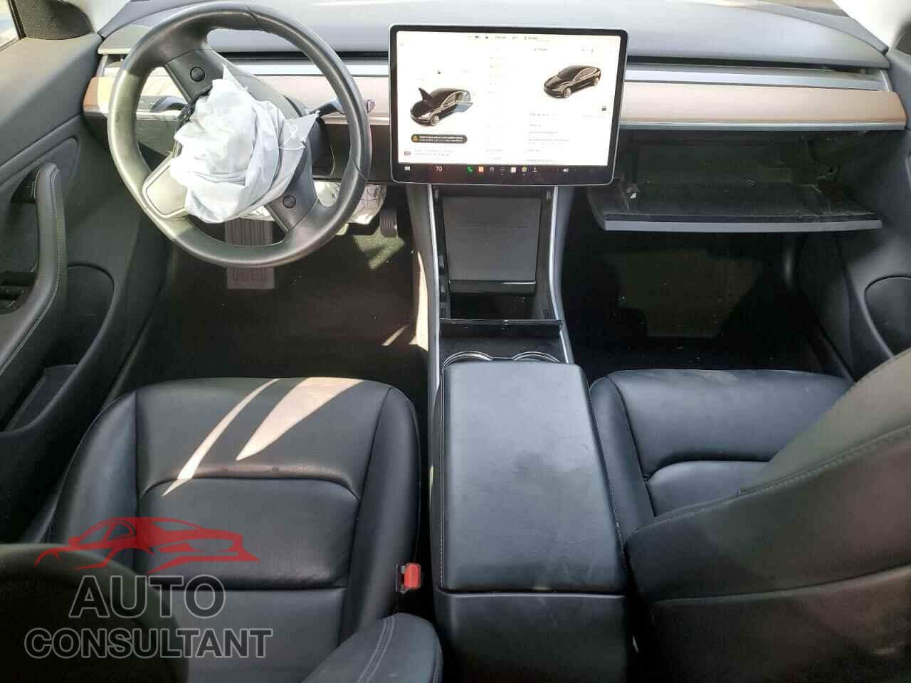 TESLA MODEL 3 2018 - 5YJ3E1EA1JF122679