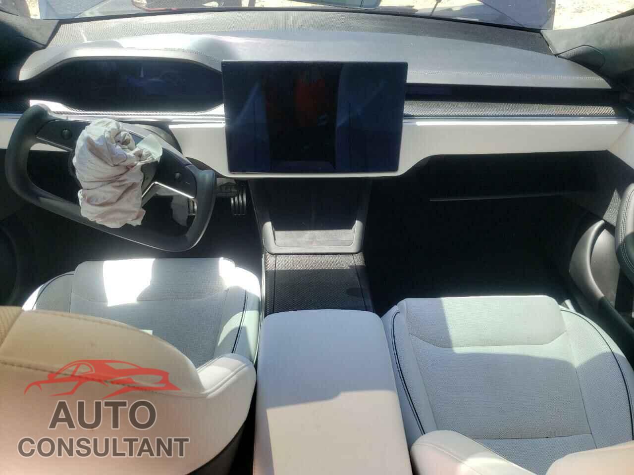 TESLA MODEL S 2022 - 5YJSA1E66NF488100