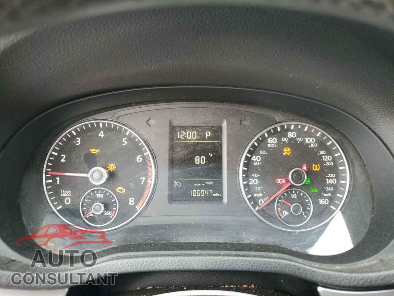 VOLKSWAGEN PASSAT 2015 - 1VWAT7A39FC033984