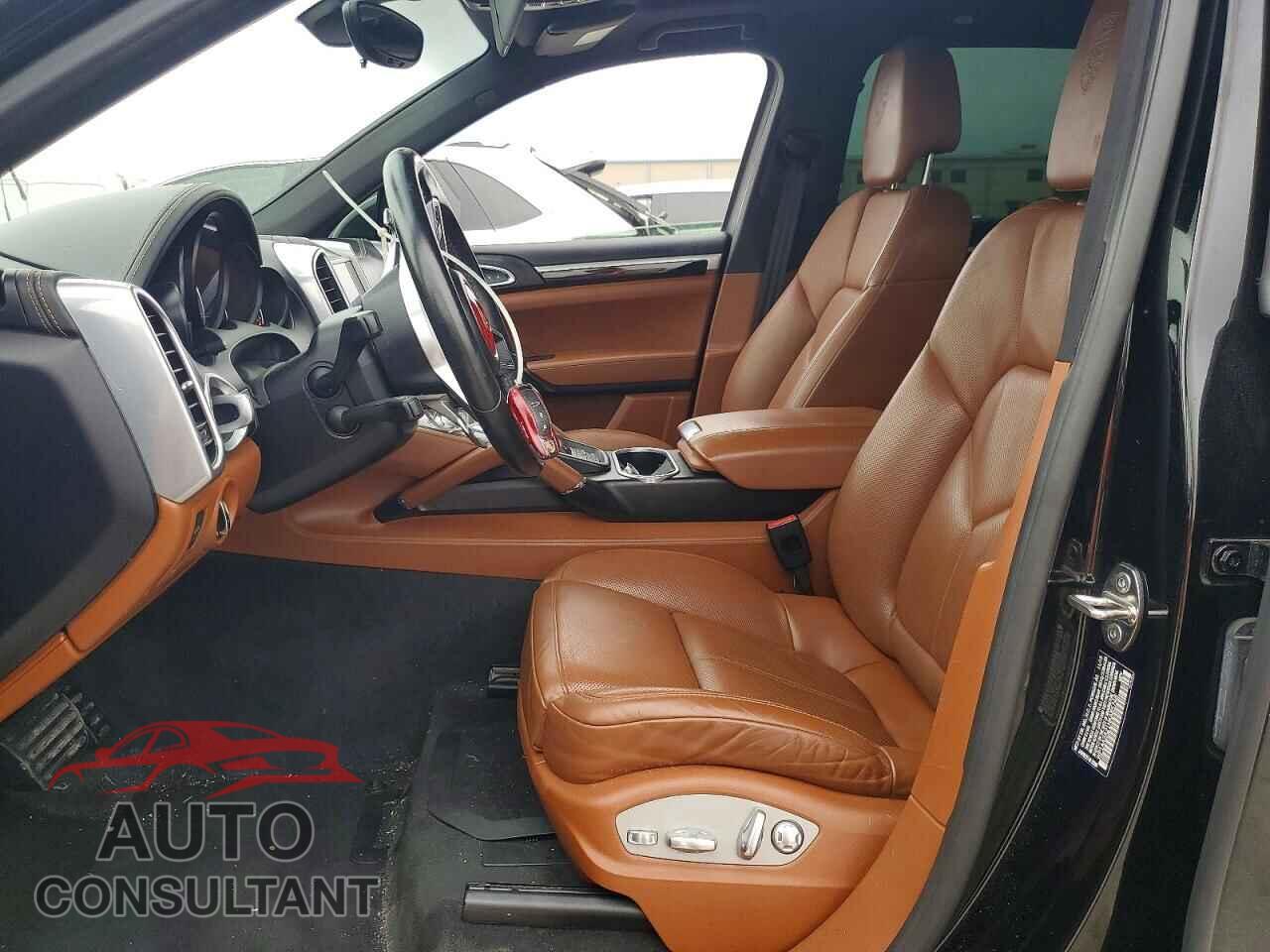 PORSCHE CAYENNE 2017 - WP1AA2A21HKA85748