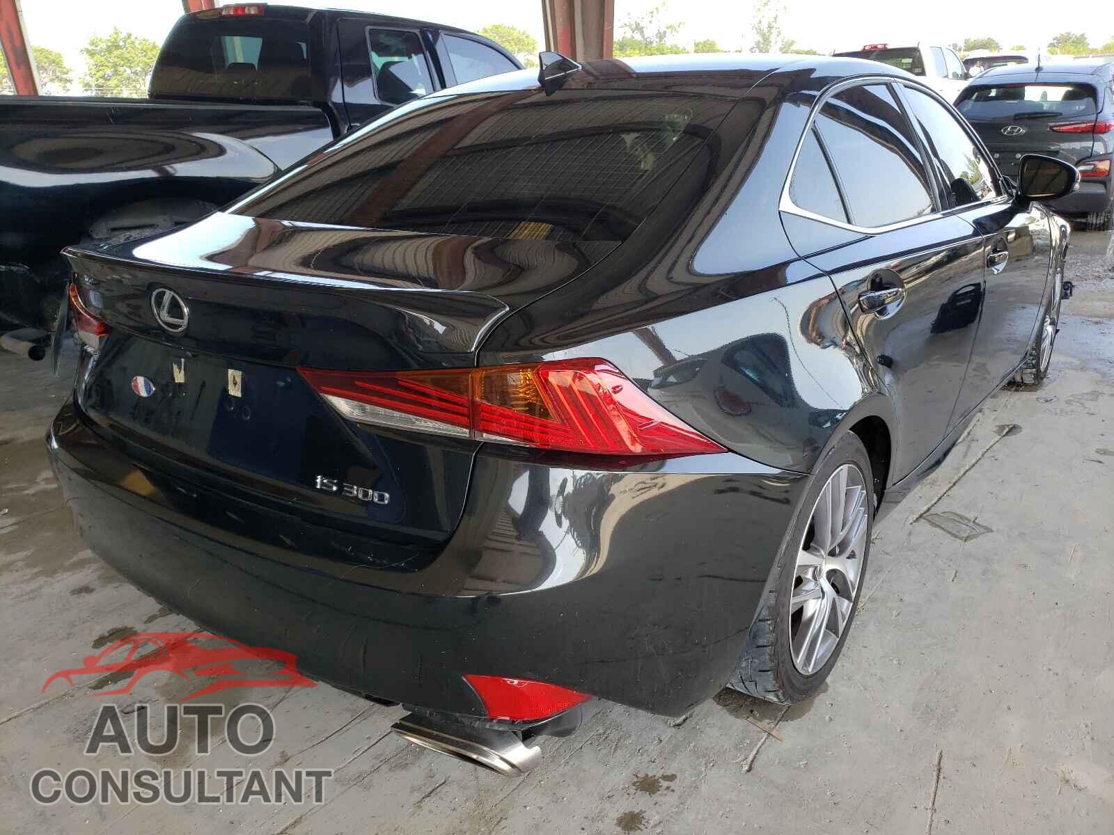 LEXUS IS 2018 - JTHBA1D2XJ5082961