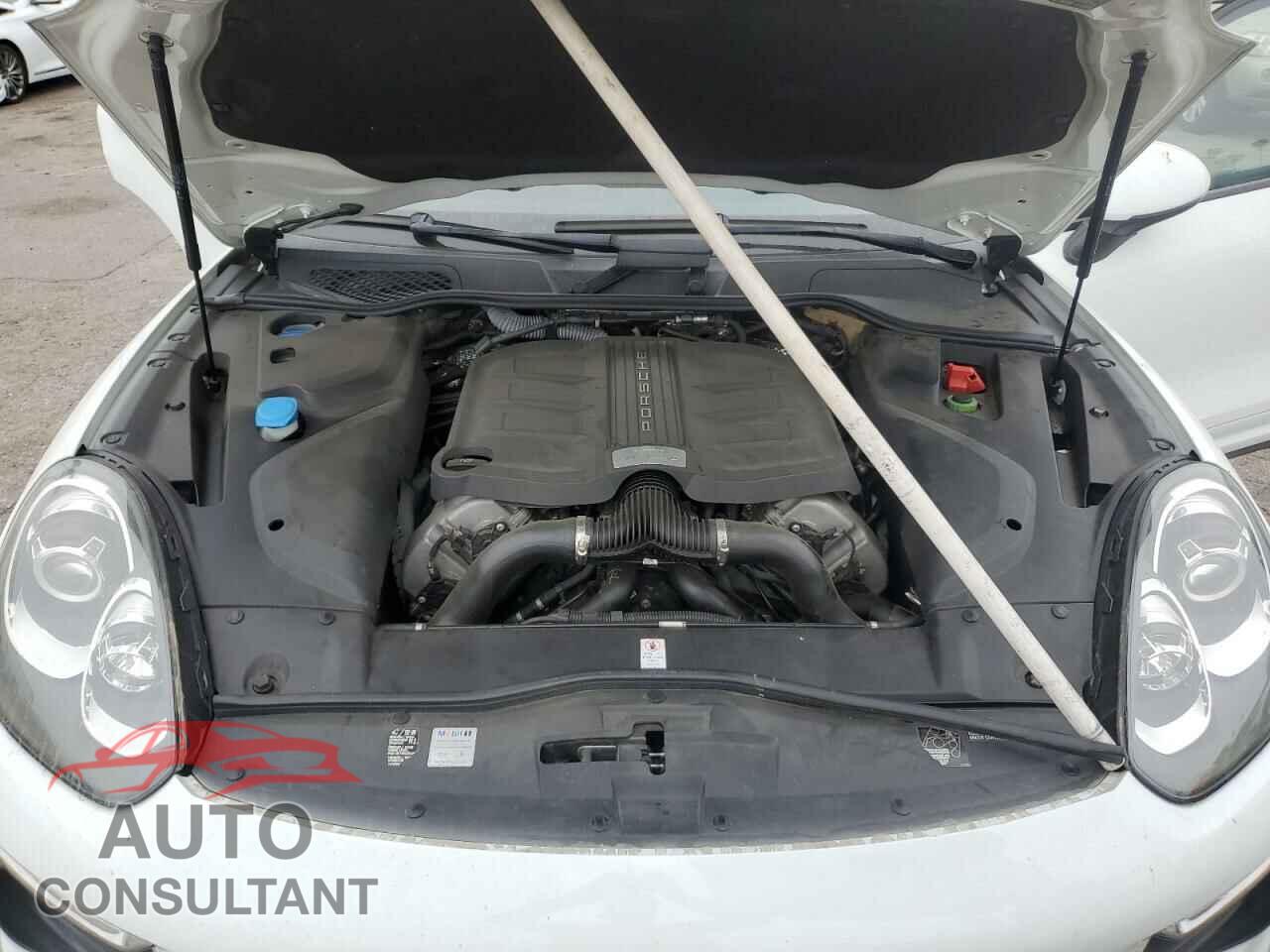 PORSCHE CAYENNE 2016 - WP1AB2A21GLA95752