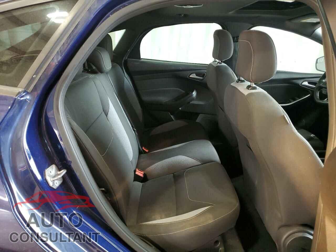 FORD FOCUS 2016 - 1FADP3L94GL318663