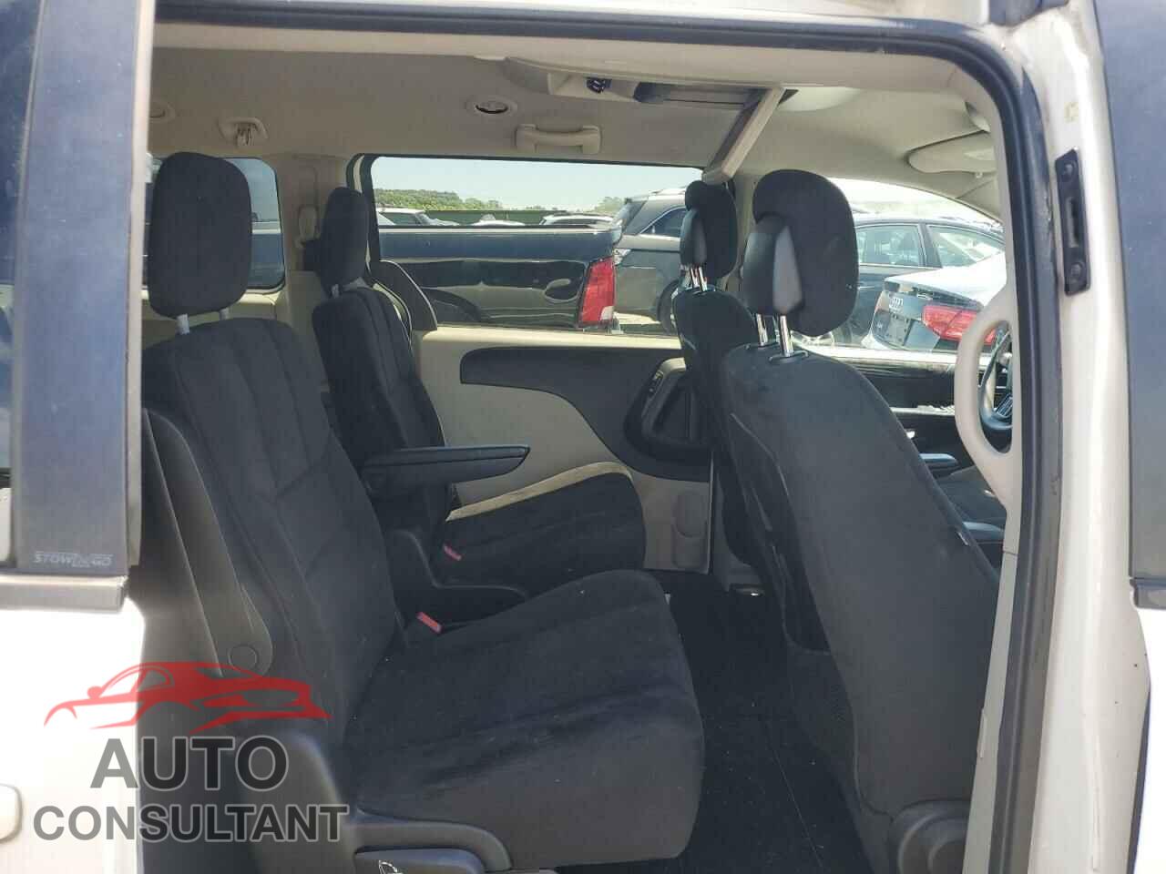 DODGE CARAVAN 2011 - 2D4RN3DG3BR727615