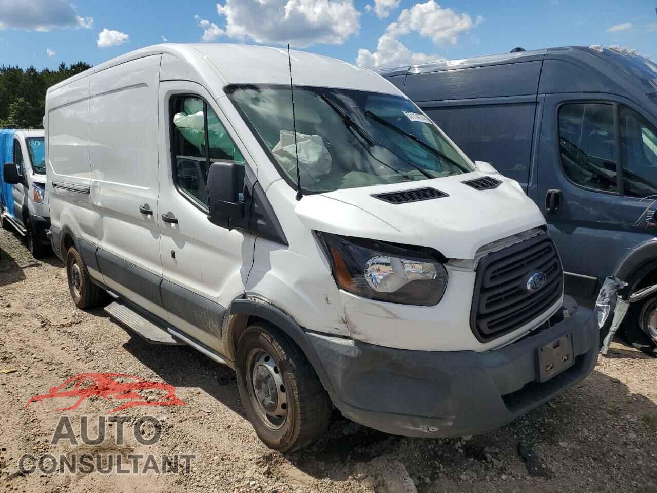 FORD TRANSIT 2017 - 1FTYR2CM4HKA95617