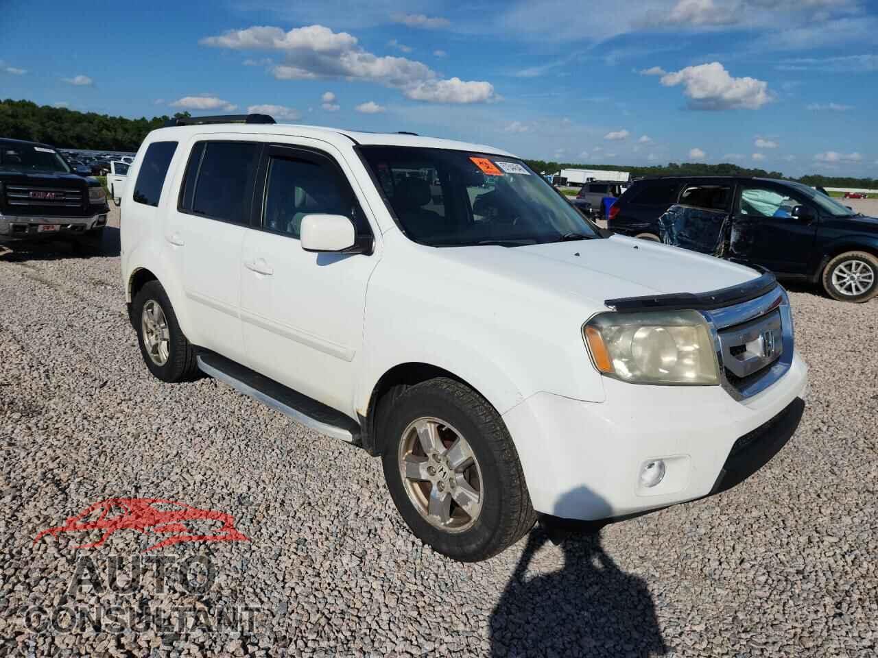 HONDA PILOT 2011 - 5FNYF4H54BB020409