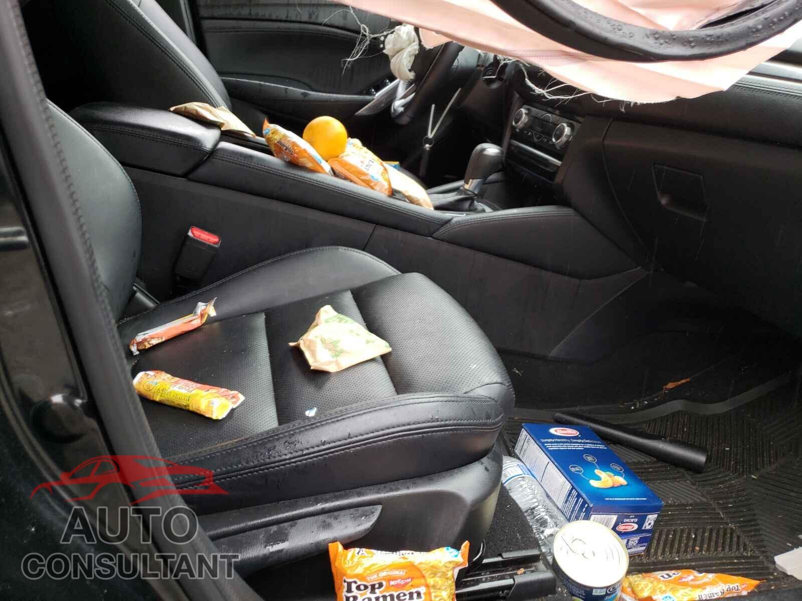 MAZDA 6 2017 - JM1GL1V57H1151925