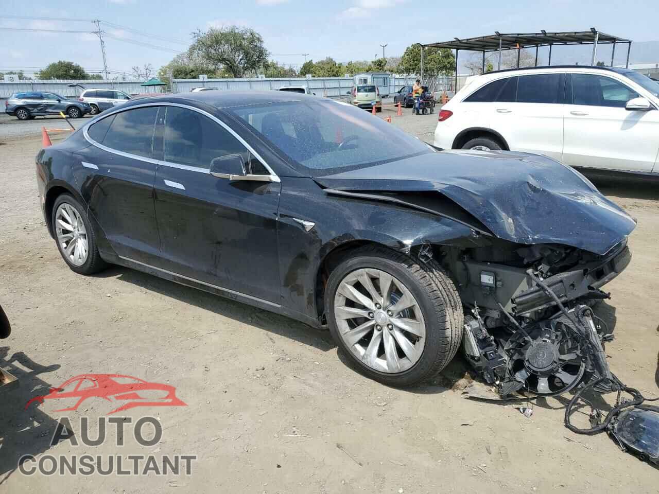 TESLA MODEL S 2017 - 5YJSA1E23HF209803
