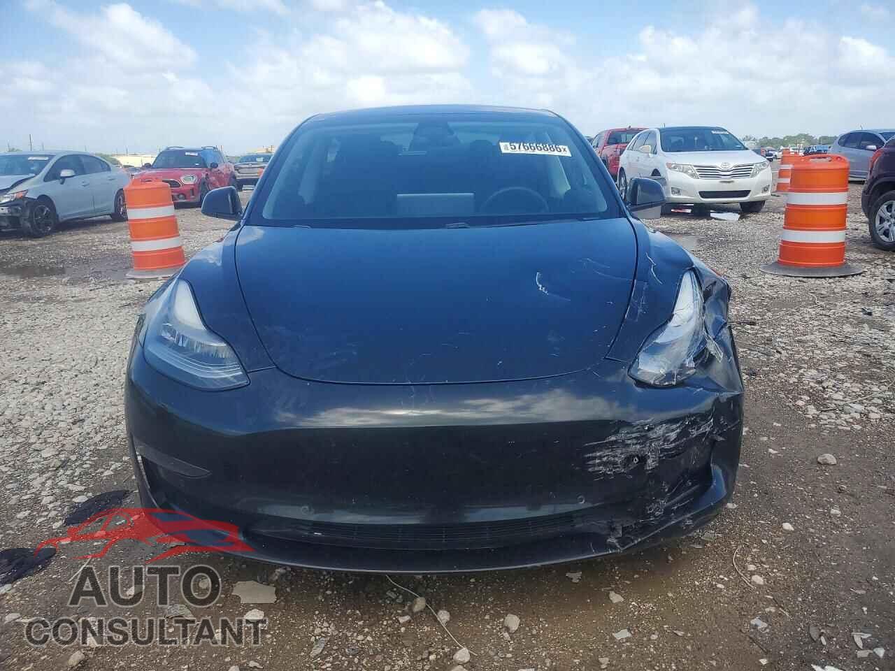 TESLA MODEL 3 2021 - 5YJ3E1EA3MF851402