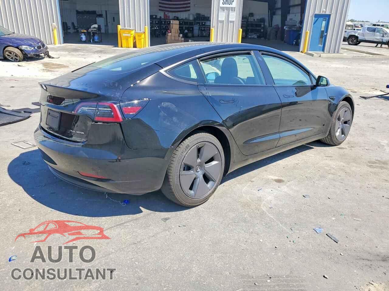 TESLA MODEL 3 2021 - 5YJ3E1EB4MF054570