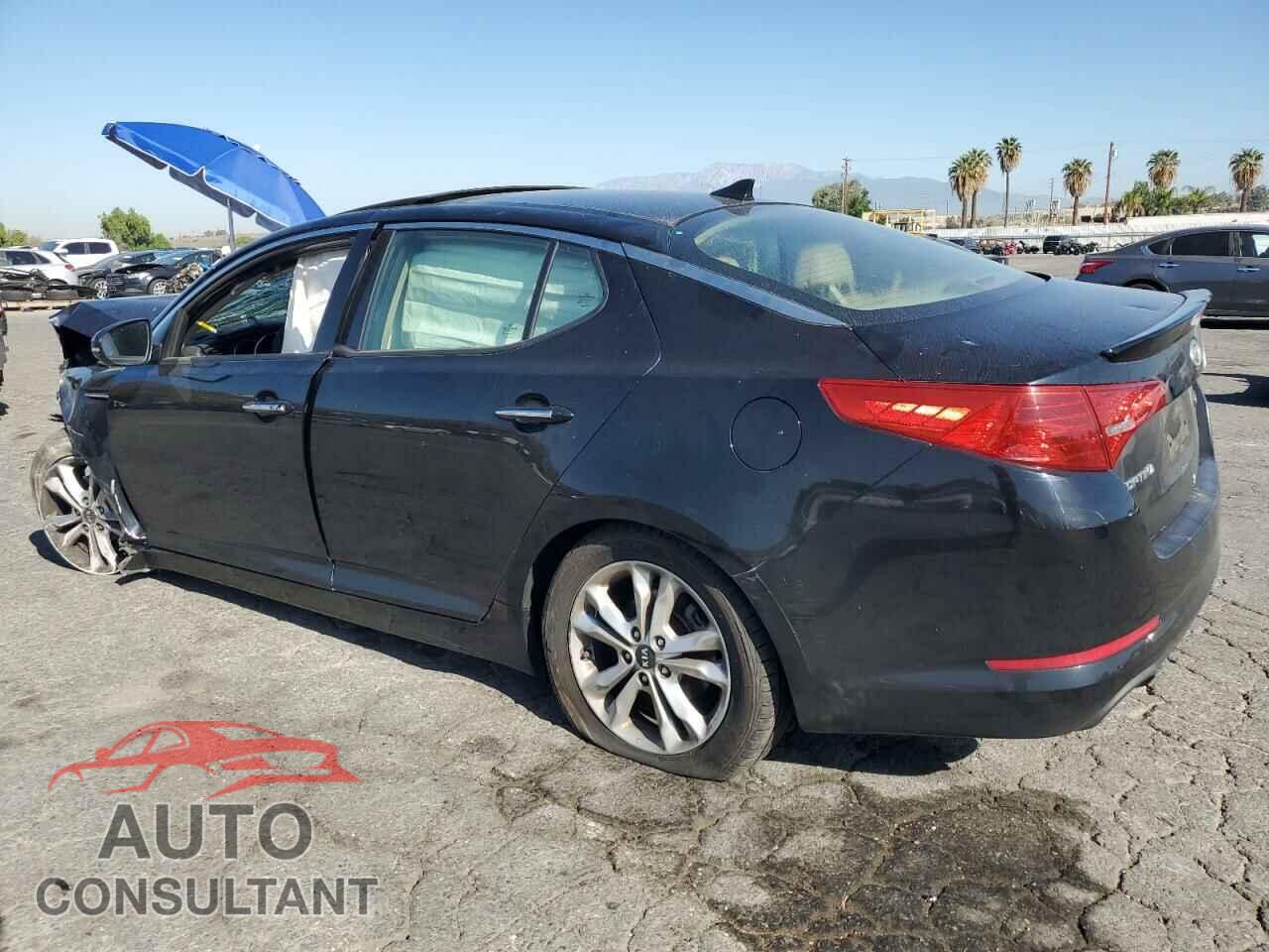 KIA OPTIMA 2011 - KNAGN4A79B5118215
