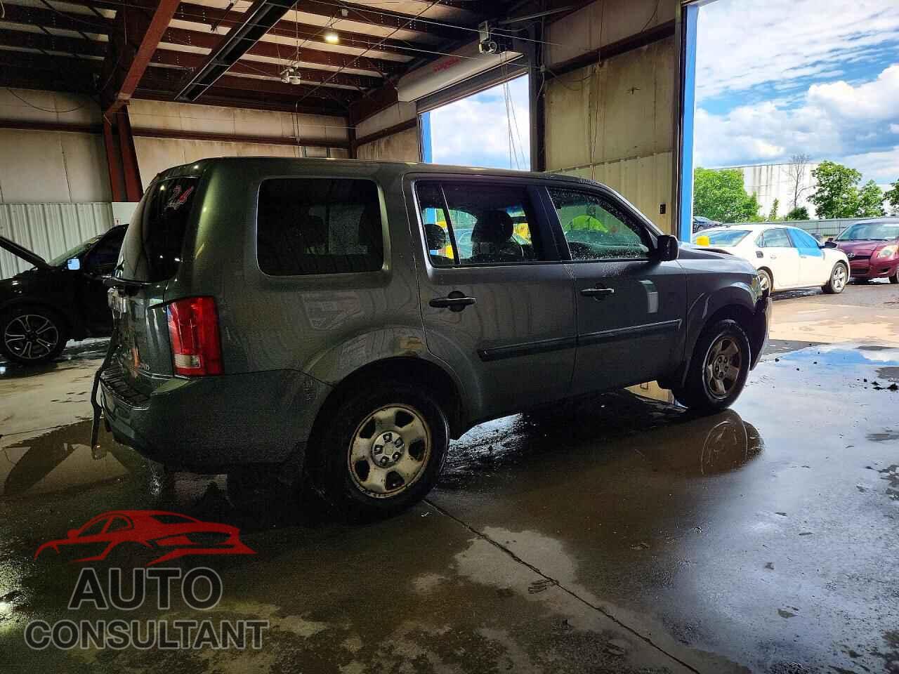 HONDA PILOT 2013 - 5FNYF4H23DB069433