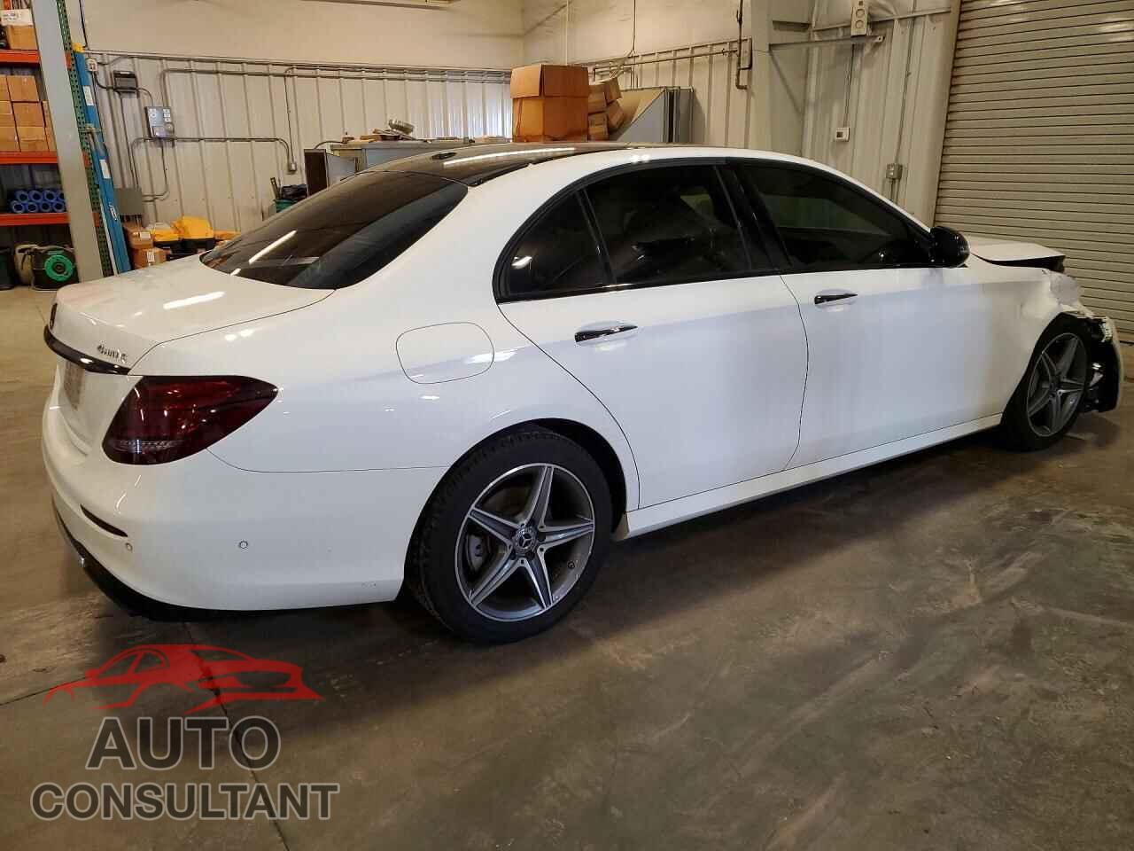 MERCEDES-BENZ E-CLASS 2018 - WDDZF4KB1JA381693