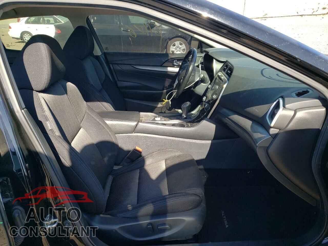 NISSAN MAXIMA 2017 - 1N4AA6AP3HC438978