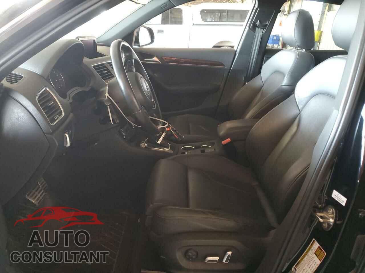 AUDI Q3 2016 - WA1GFCFS7GR006742