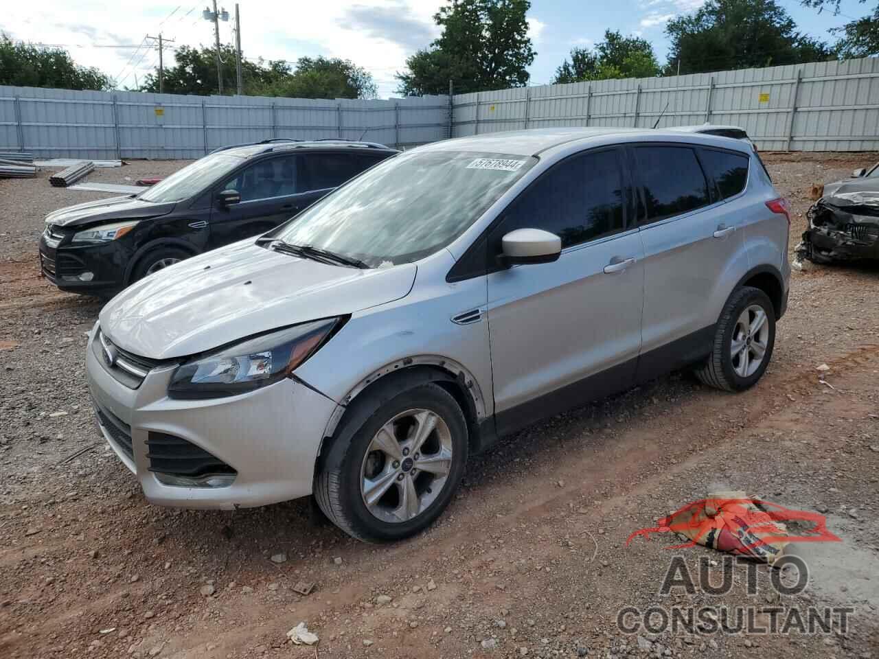 FORD ESCAPE 2016 - 1FMCU0G70GUA44857