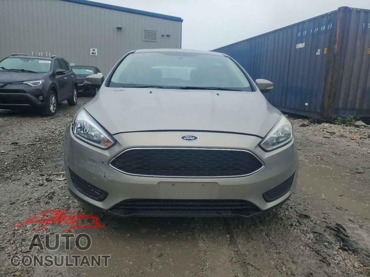 FORD FOCUS 2016 - 1FADP3K21GL259477