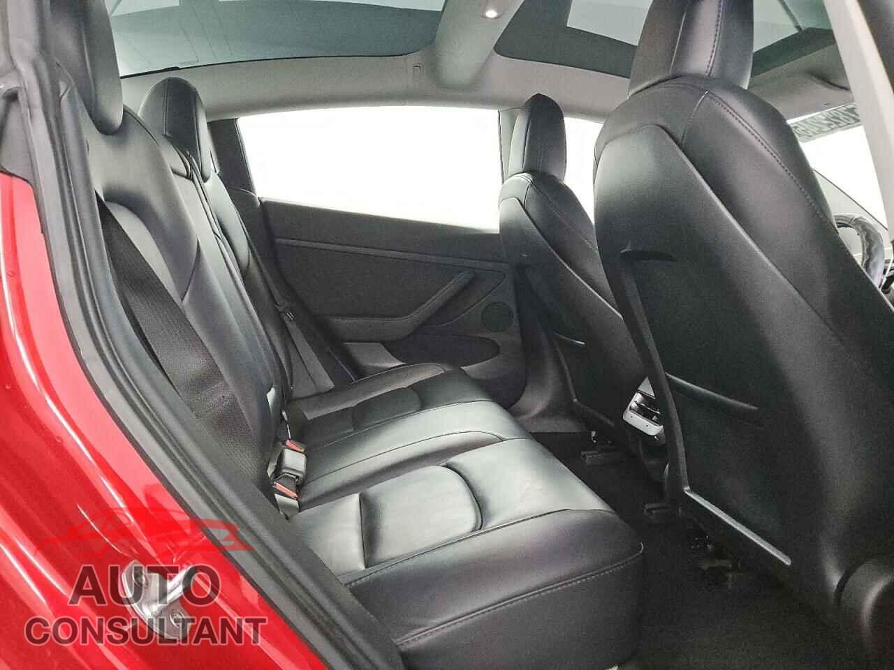 TESLA MODEL 3 2023 - 5YJ3E1EA5PF453662