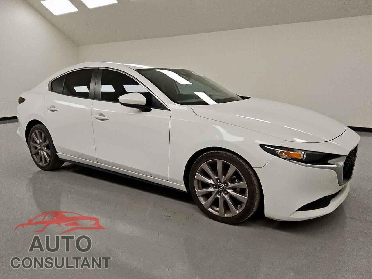 MAZDA 3 2019 - JM1BPACL4K1110496