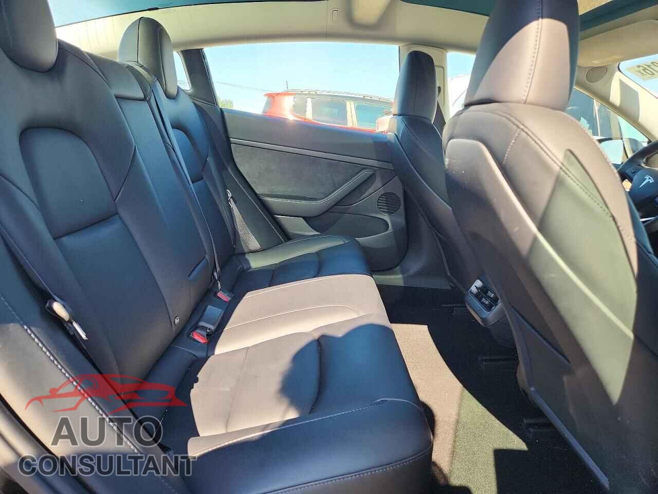 TESLA MODEL 3 2023 - 5YJ3E1EA8PF679551