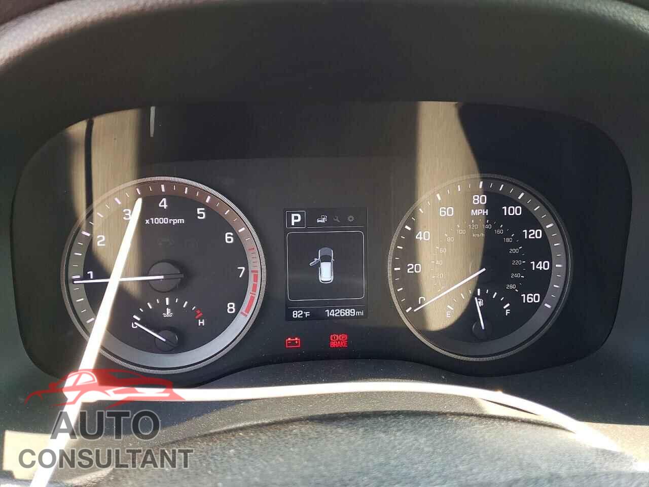 HYUNDAI TUCSON 2017 - KM8J3CA20HU302045