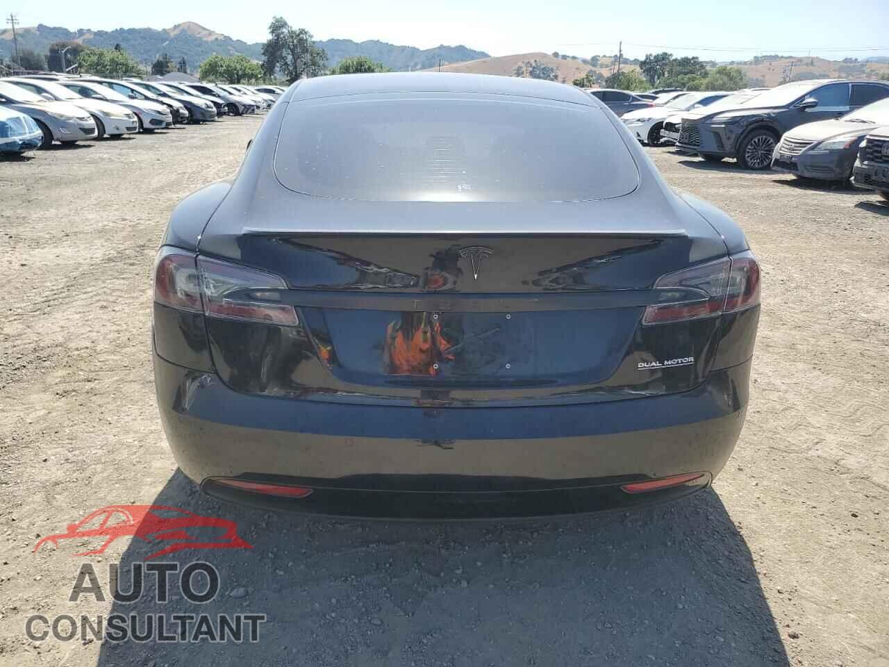 TESLA MODEL S 2019 - 5YJSA1E48KF332442