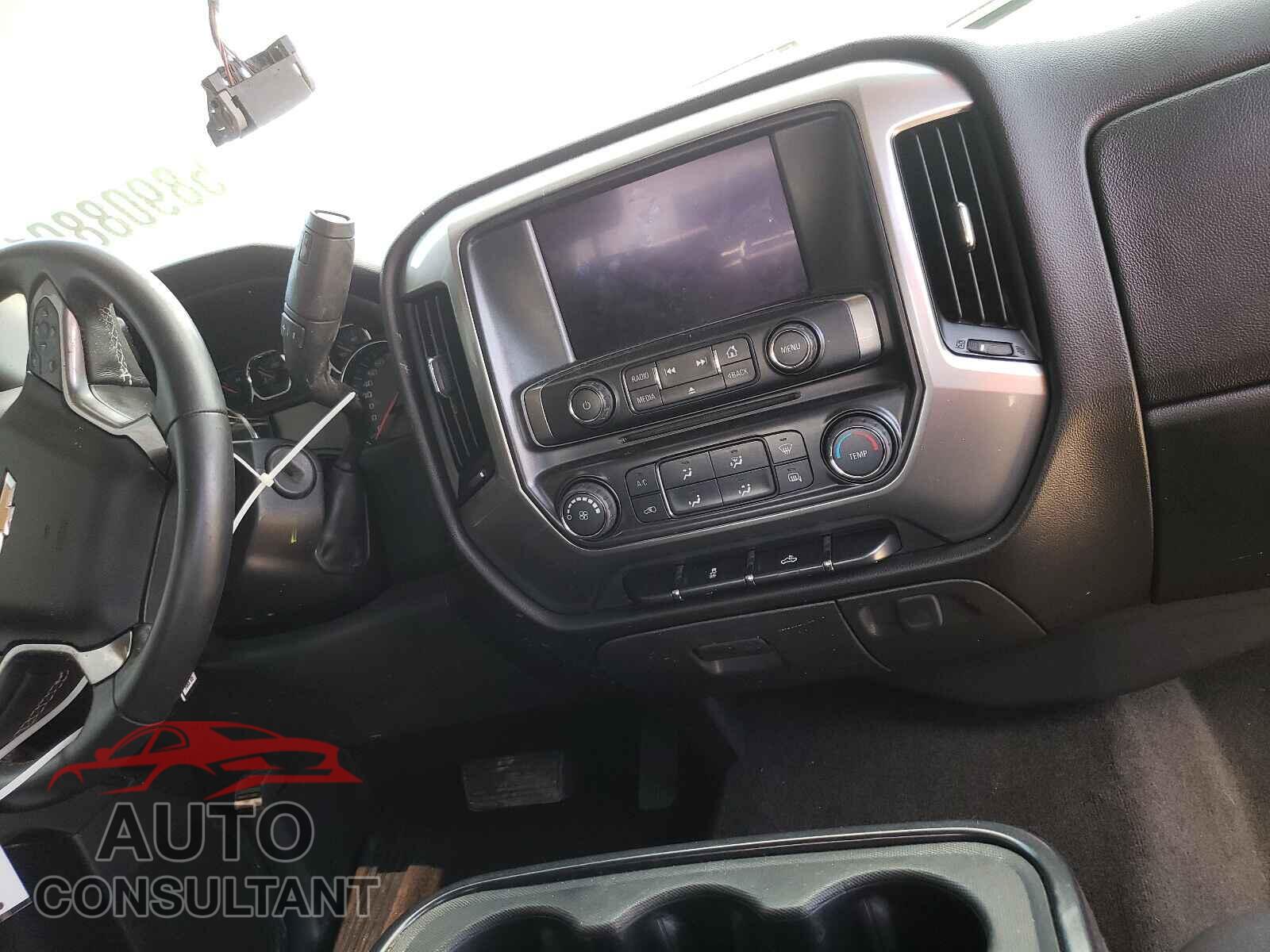 CHEVROLET SILVERADO 2018 - 3GCPCREC0JG127857