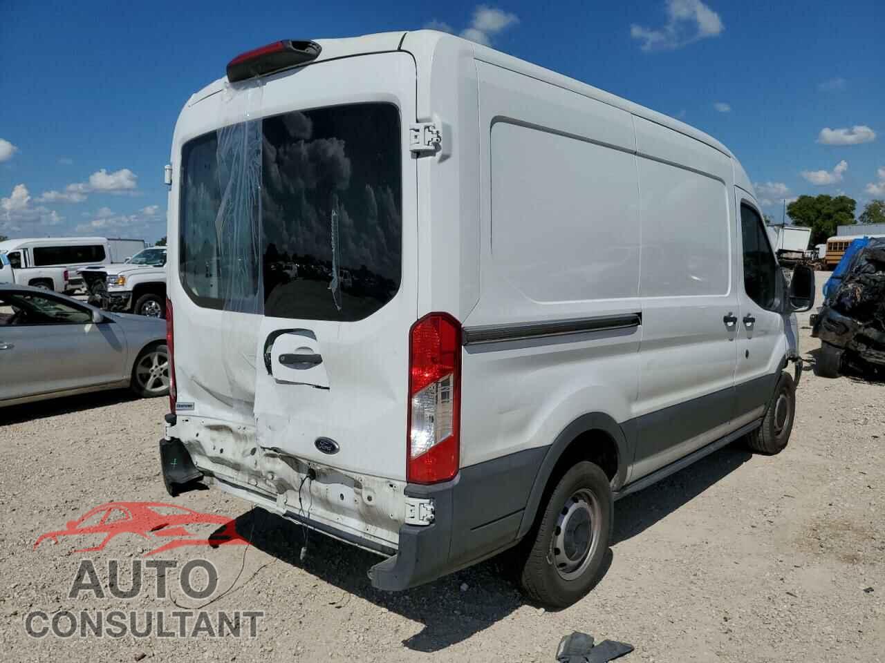 FORD TRANSIT 2018 - 1FTYR1CM0JKA16170