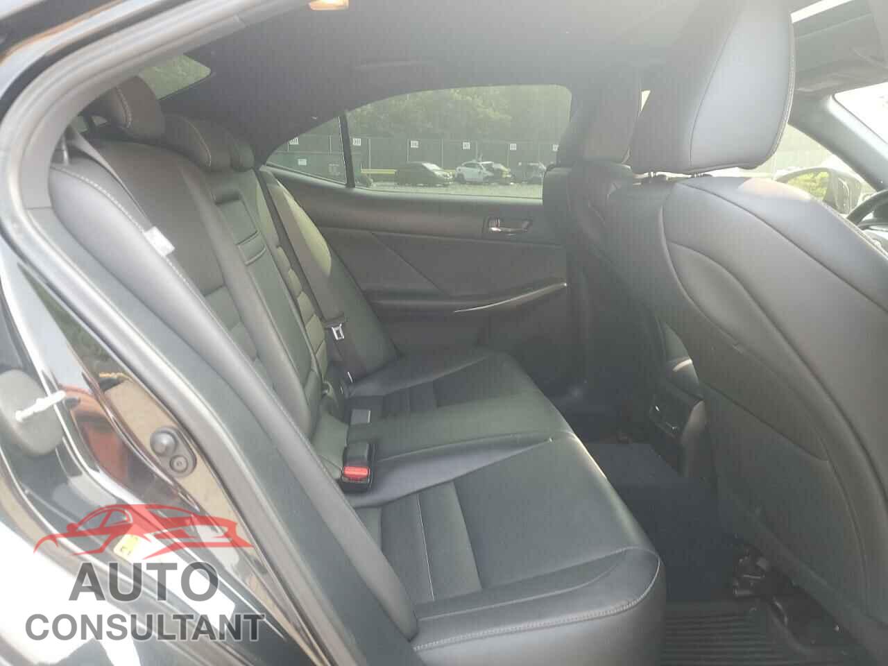 LEXUS IS 2016 - JTHCE1D2XG5010837