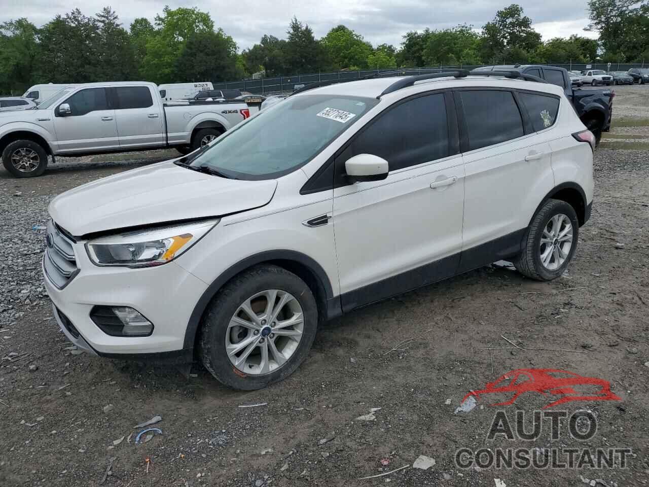 FORD ESCAPE 2018 - 1FMCU0GD8JUC17117