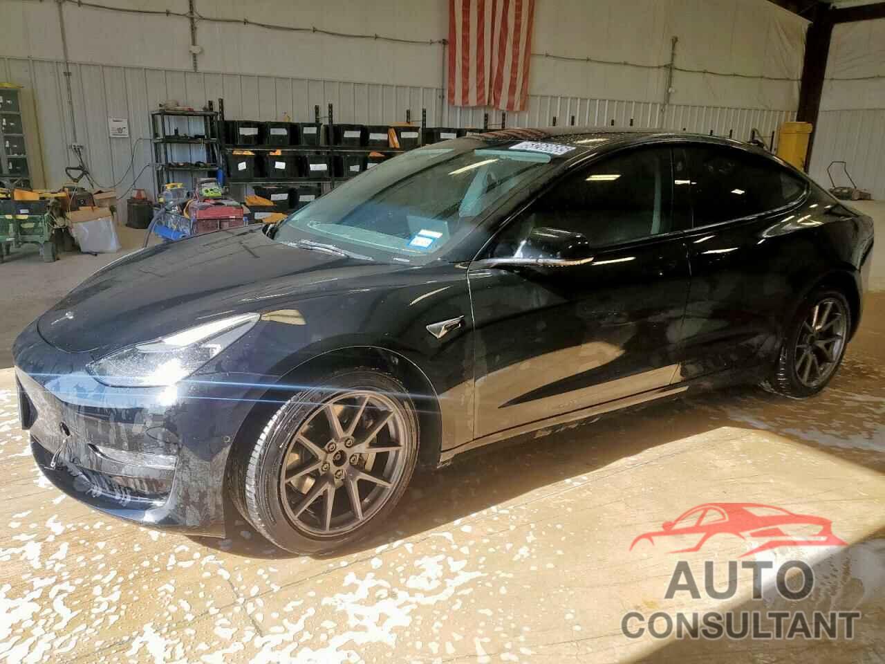 TESLA MODEL 3 2022 - 5YJ3E1EB8NF285716
