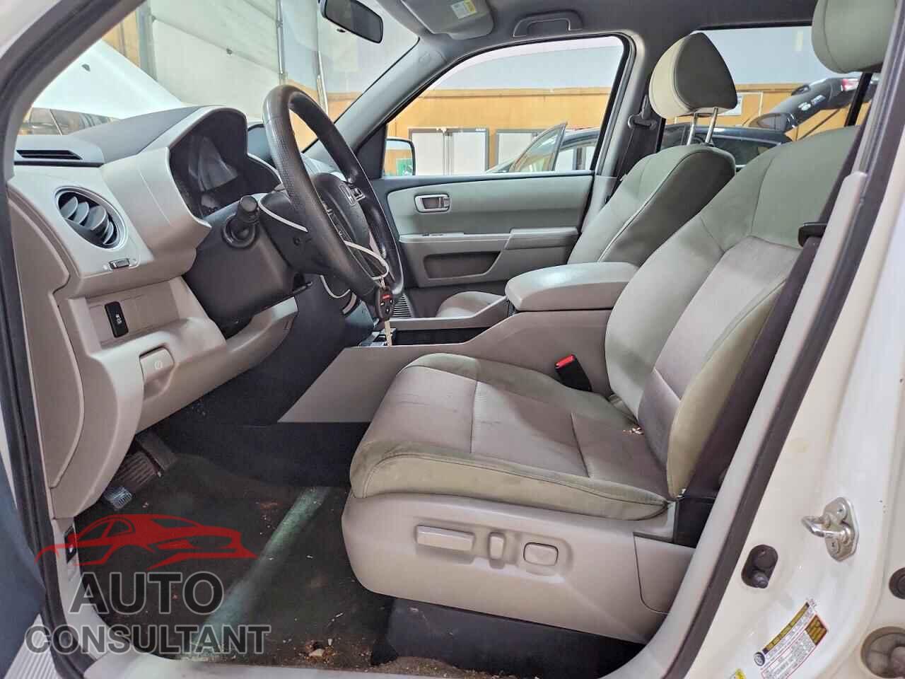 HONDA PILOT 2014 - 5FNYF4H47EB057028
