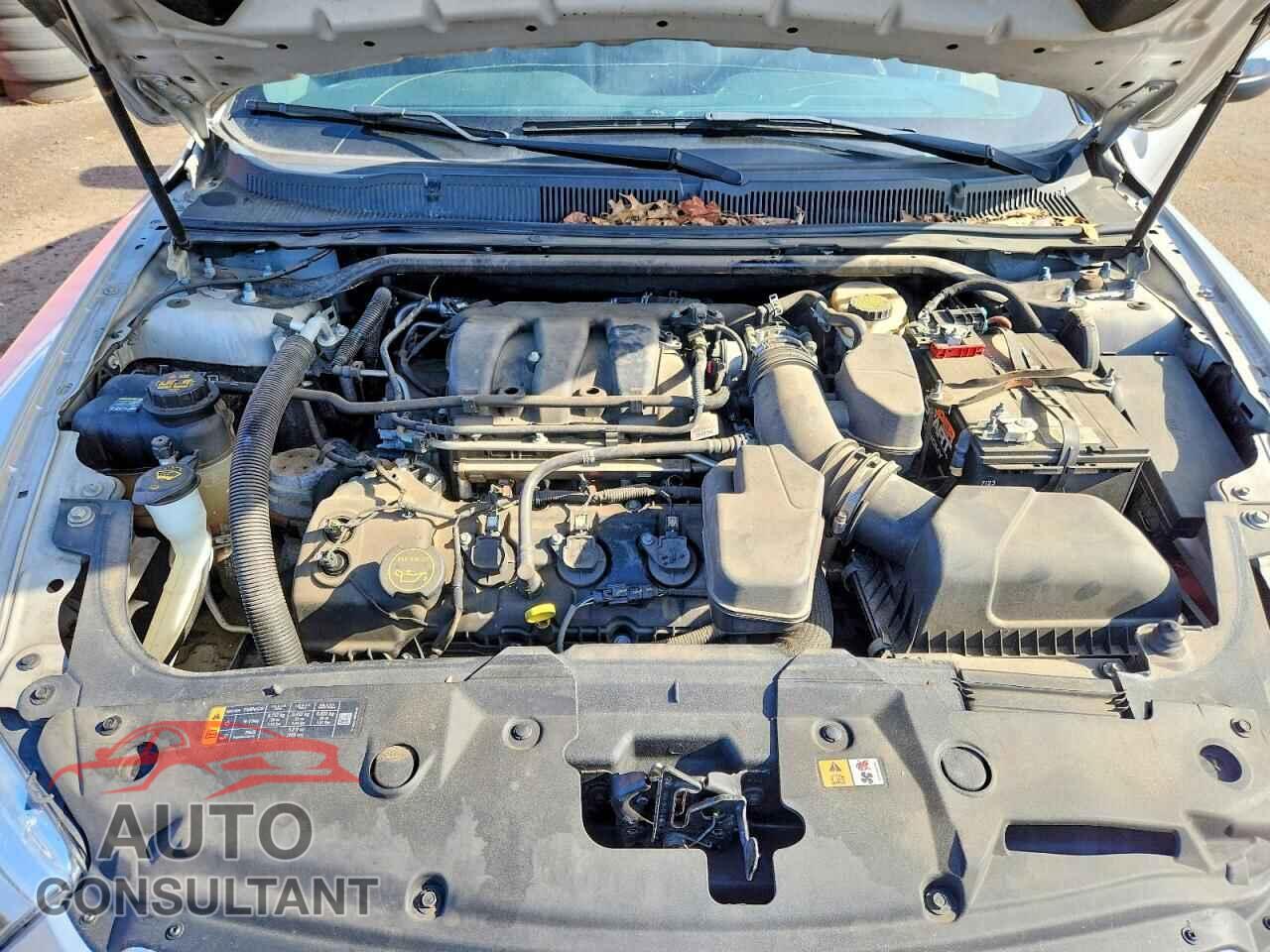 FORD TAURUS 2017 - 1FAHP2F85HG111885