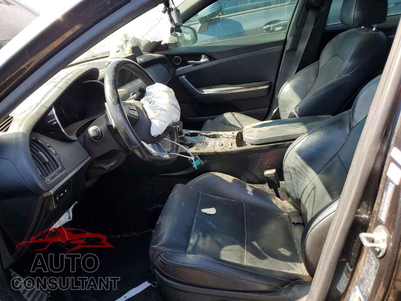 KIA STINGER 2022 - KNAE35LD3N6106954