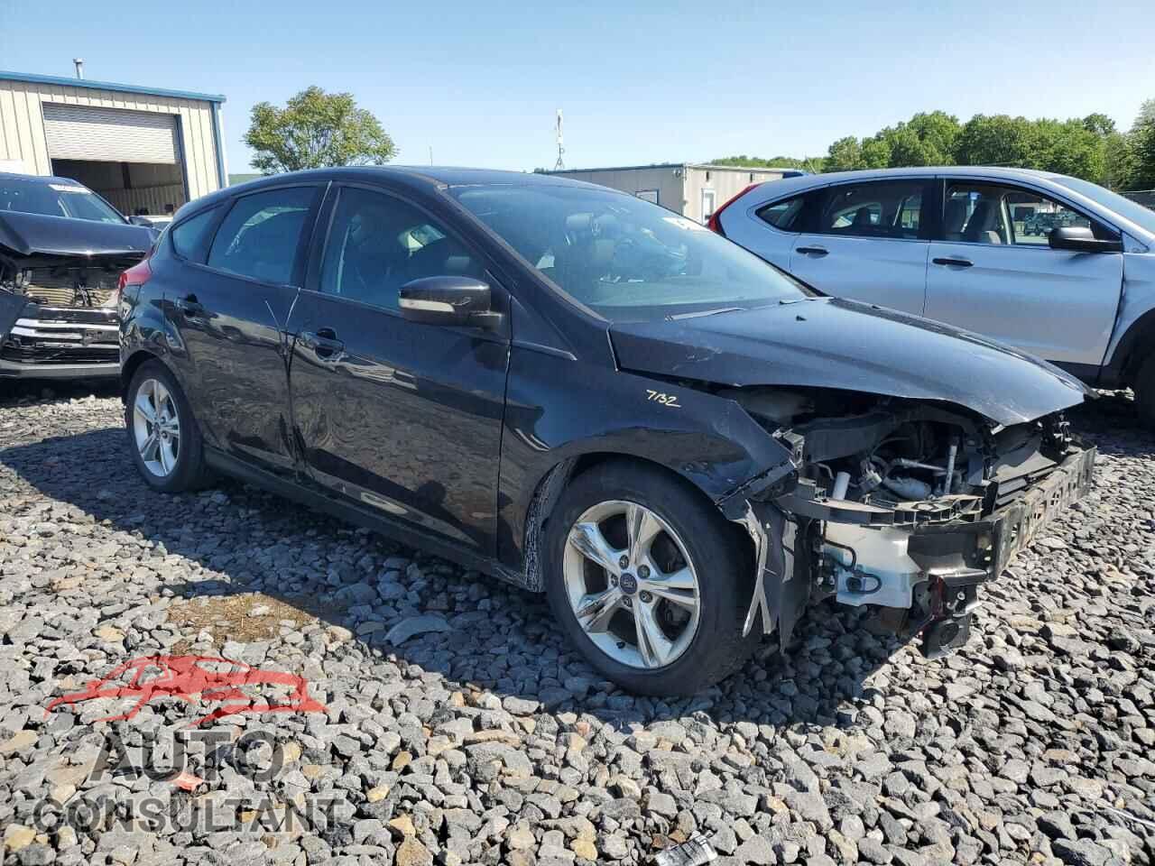 FORD FOCUS 2014 - 1FADP3K2XEL225454
