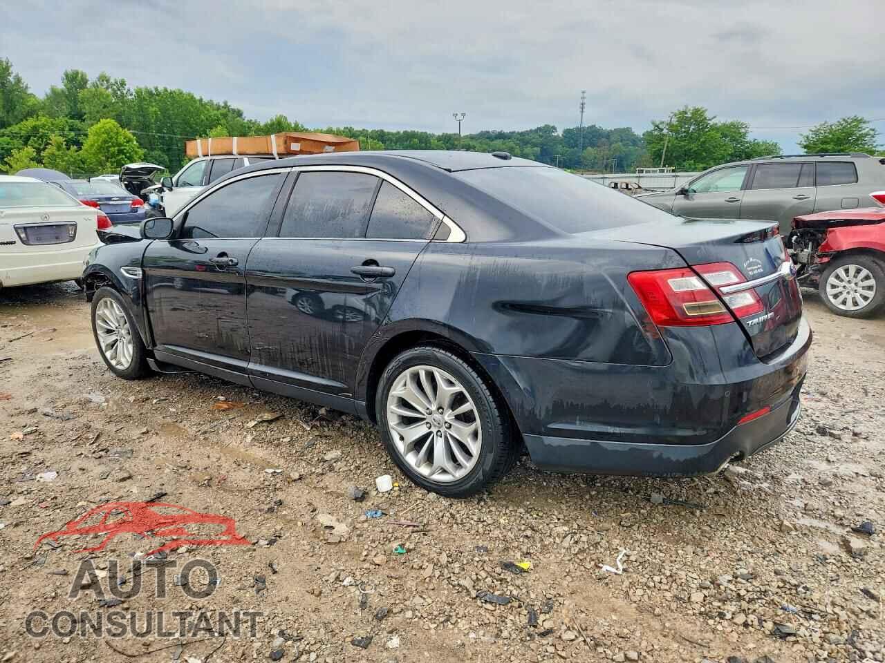 FORD TAURUS 2015 - 1FAHP2E85FG176153