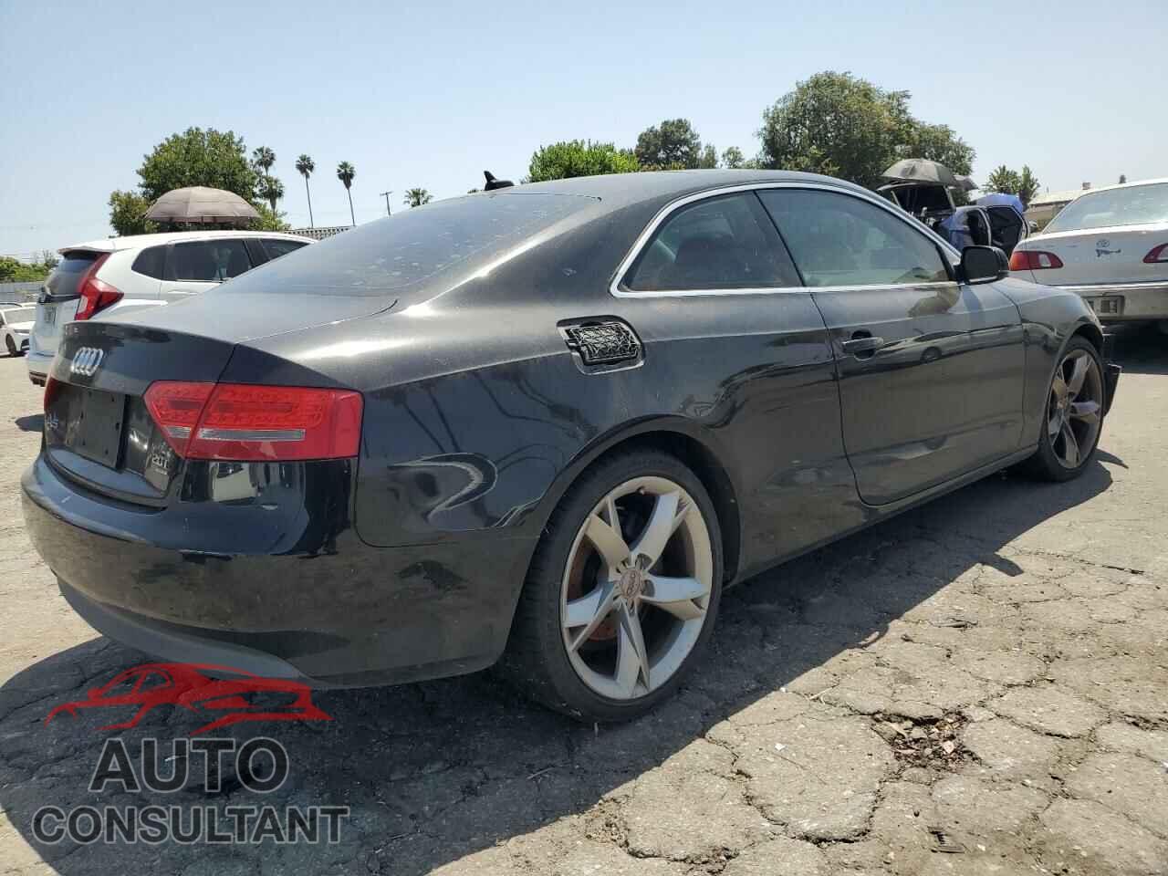 AUDI A5 2010 - WAUVFAFR9AA018876