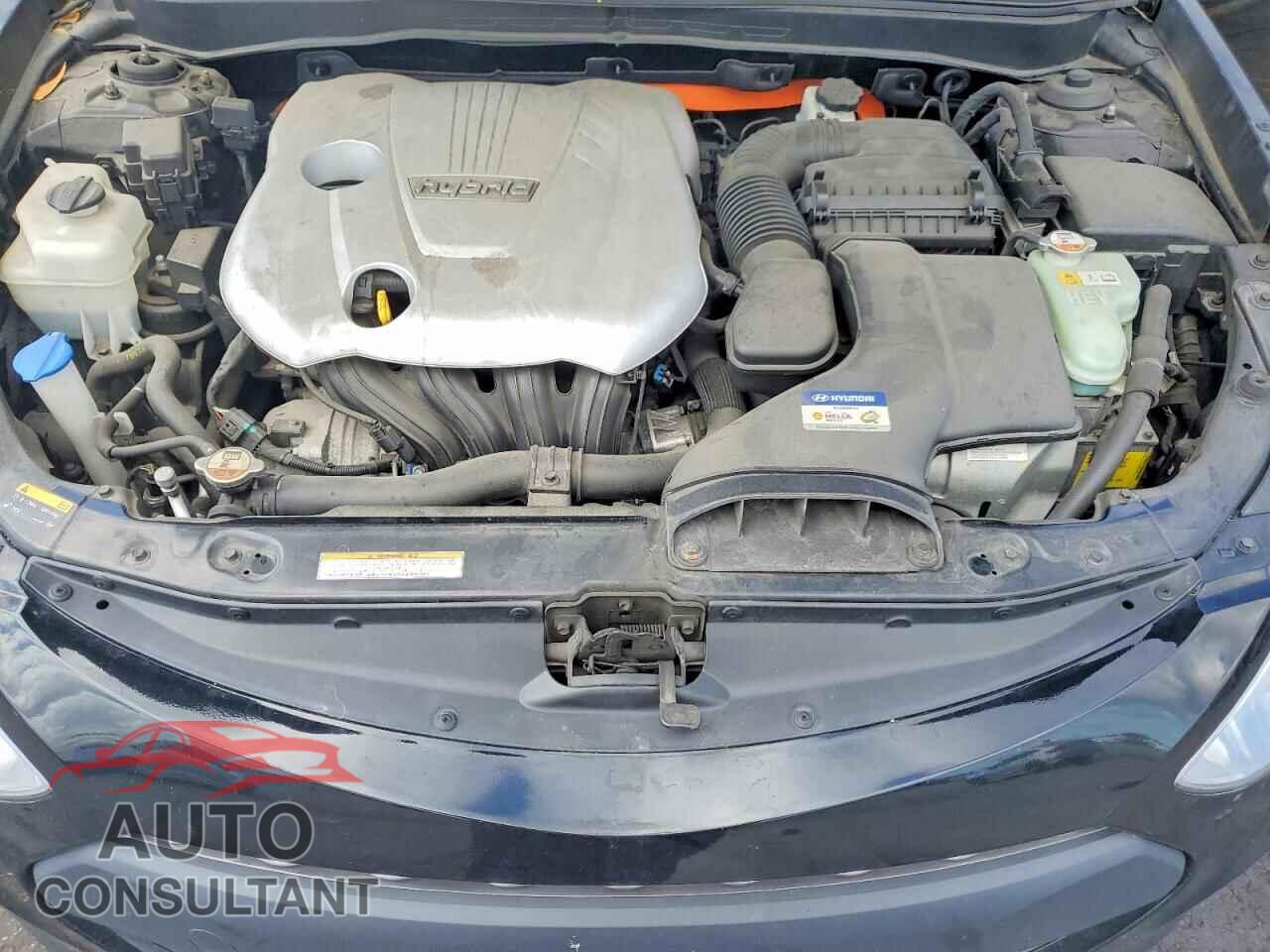 HYUNDAI SONATA 2013 - KMHEC4A48DA098244