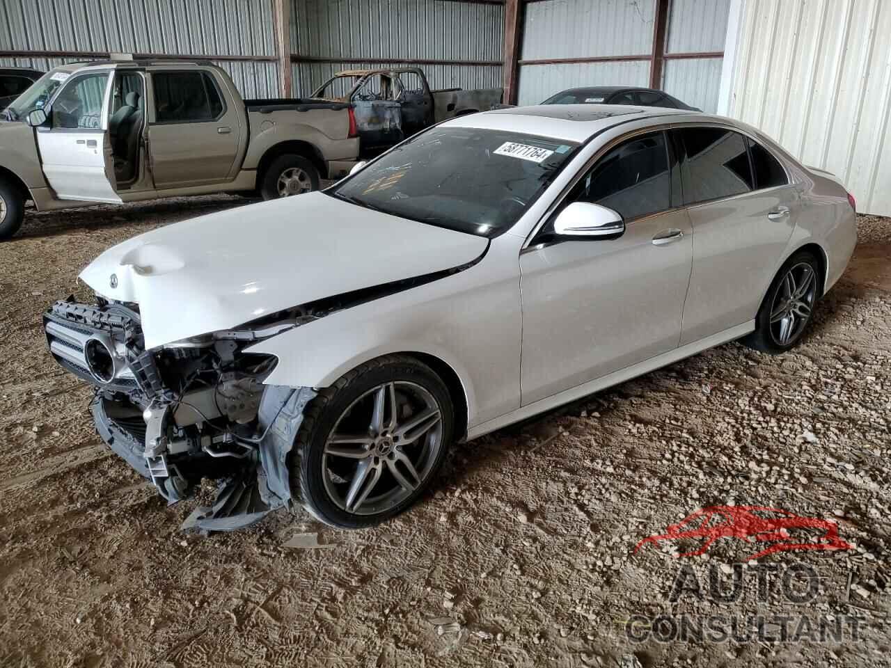 MERCEDES-BENZ E-CLASS 2018 - WDDZF4JB0JA330347