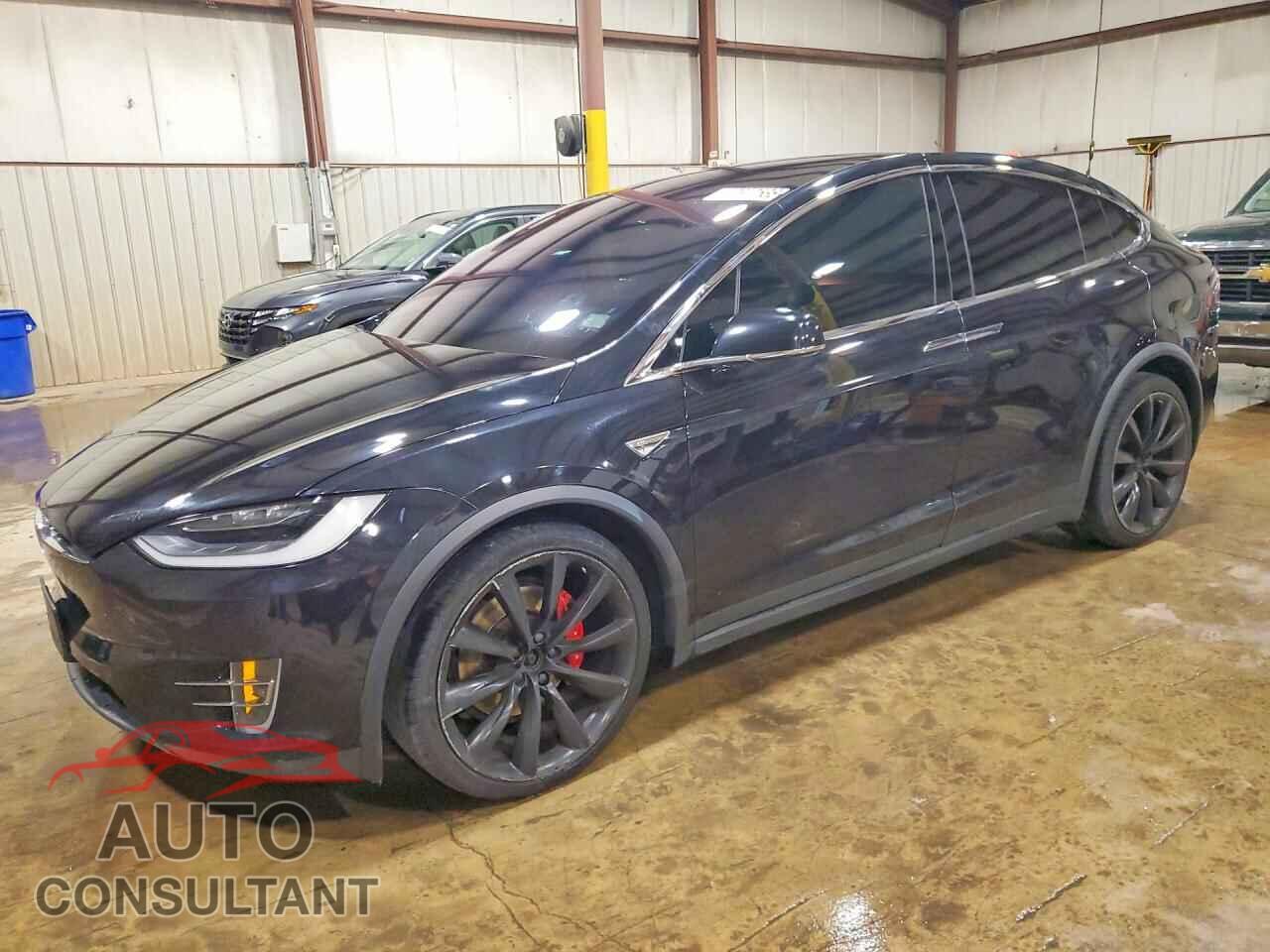 TESLA MODEL X 2016 - 5YJXCBE48GF003902