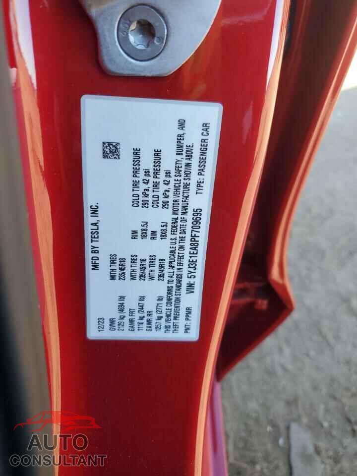 TESLA MODEL 3 2023 - 5YJ3E1EA8PF709695