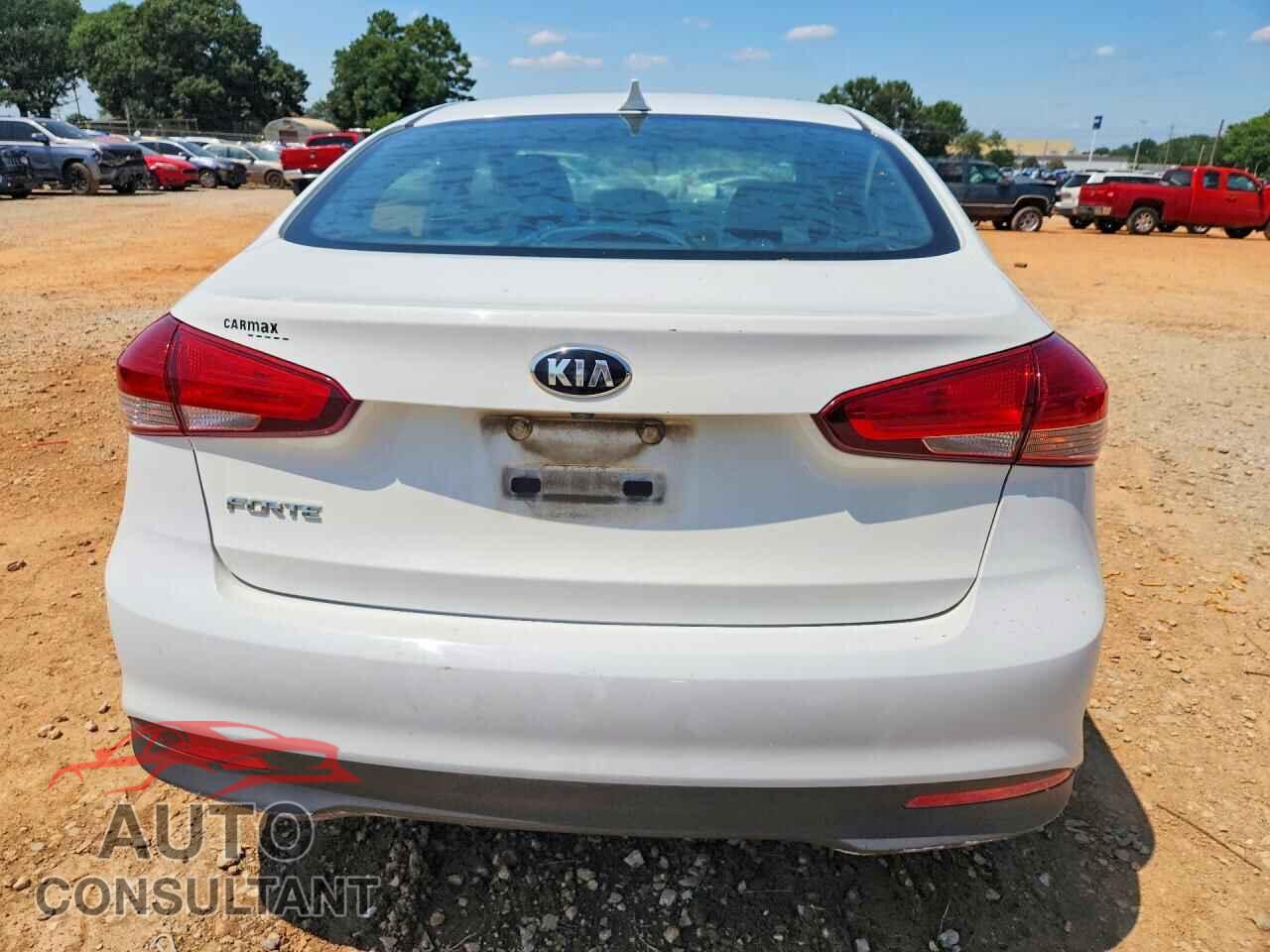 KIA FORTE 2018 - 3KPFK4A78JE268004