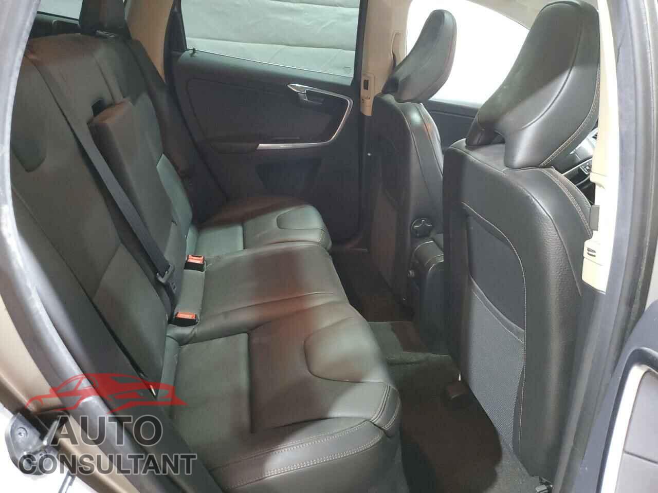 VOLVO XC60 2013 - YV4902DZ8D2440812
