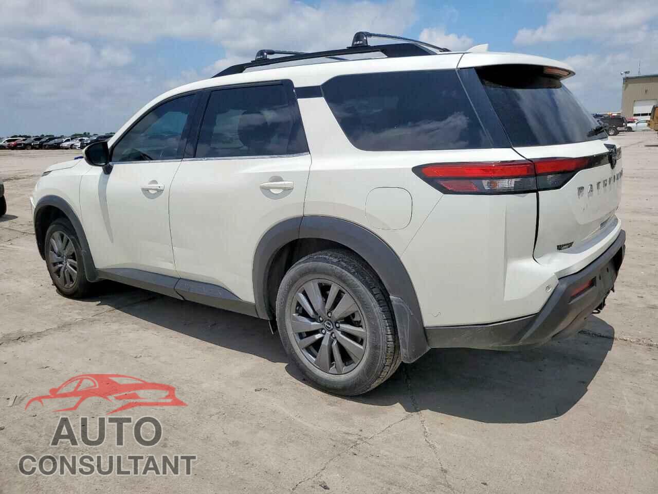 NISSAN PATHFINDER 2022 - 5N1DR3BB6NC240579