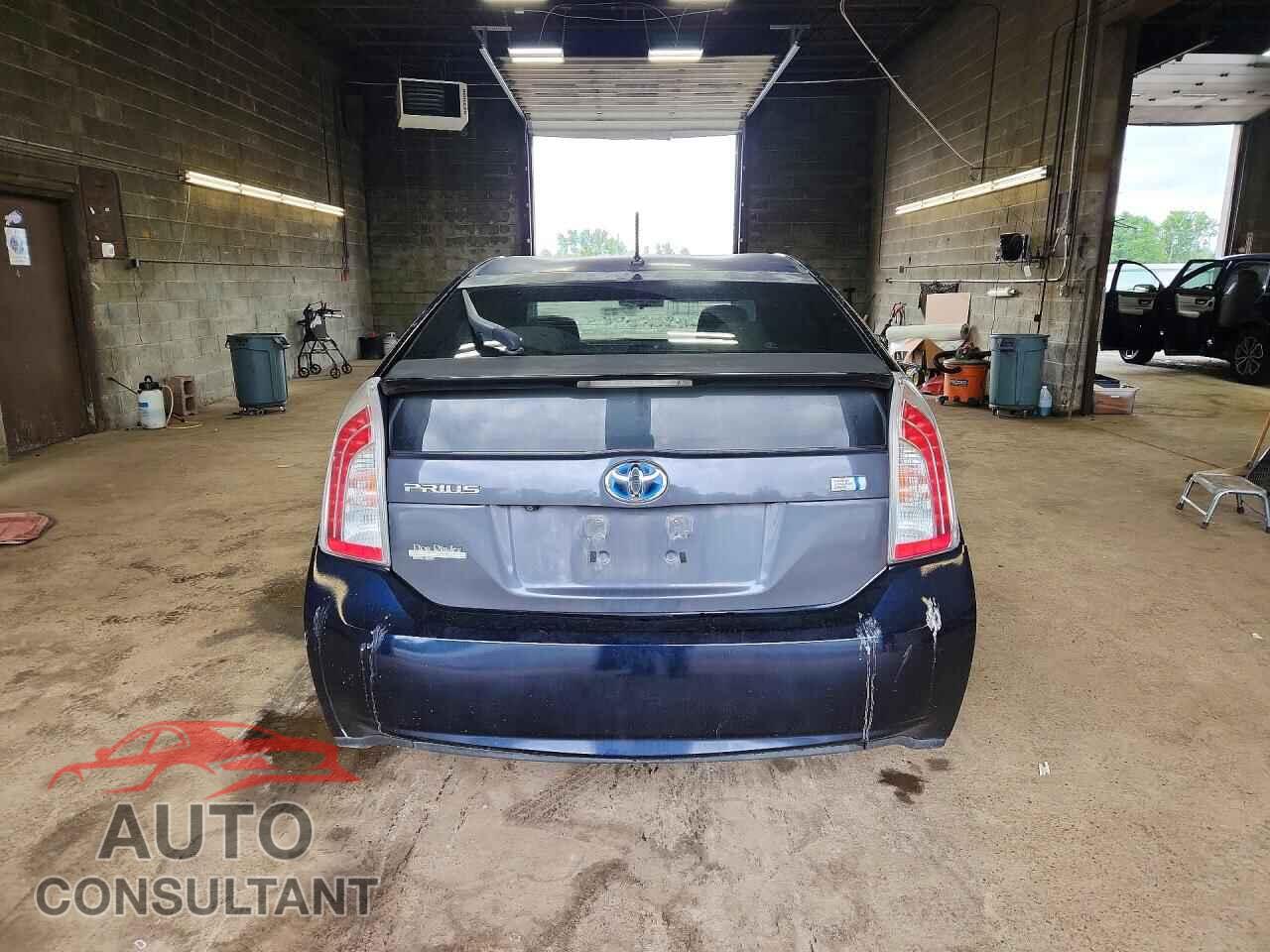 TOYOTA PRIUS 2014 - JTDKN3DU1E1752140
