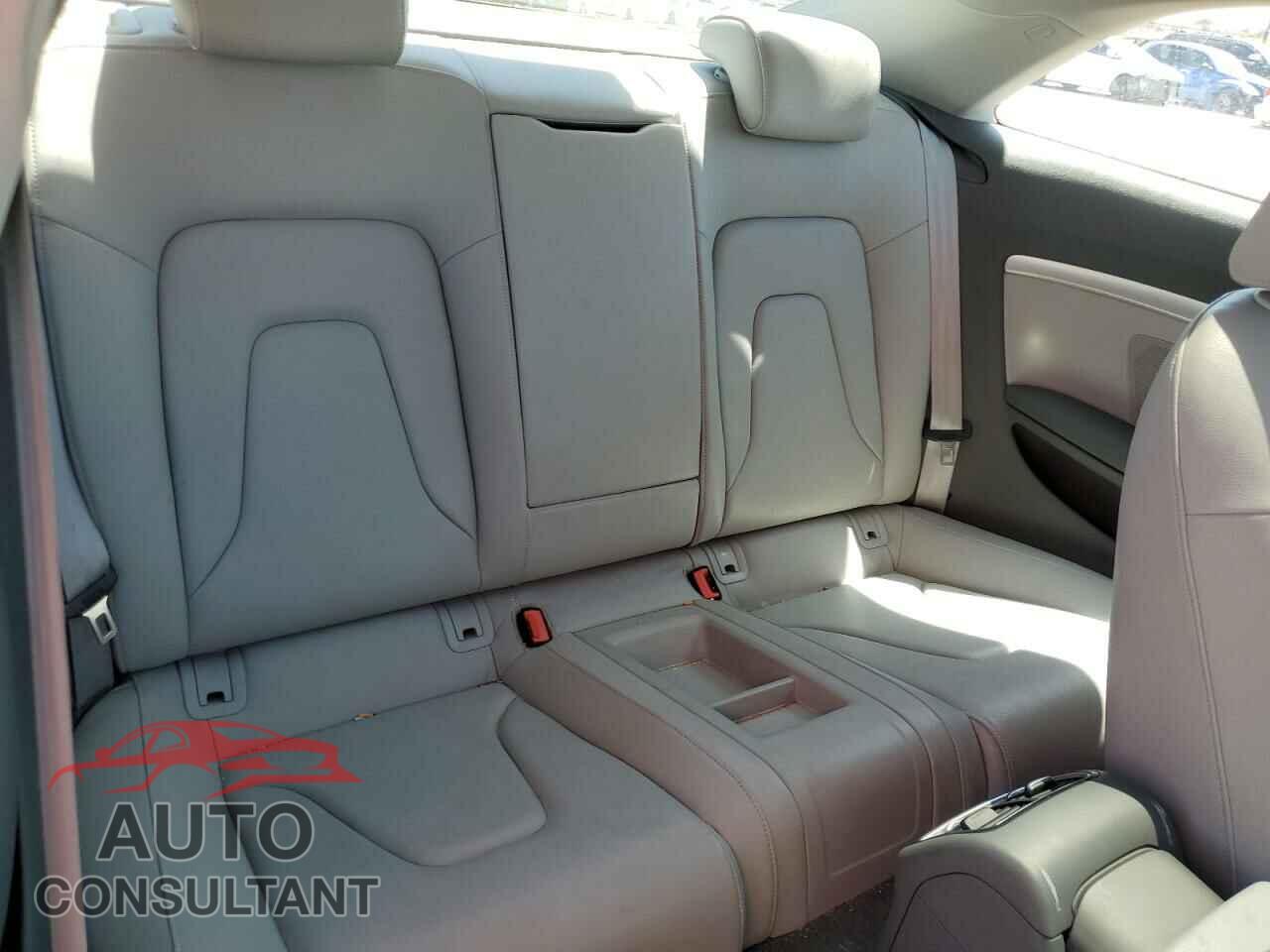 AUDI A5 2015 - WAUMFAFR9FA028004