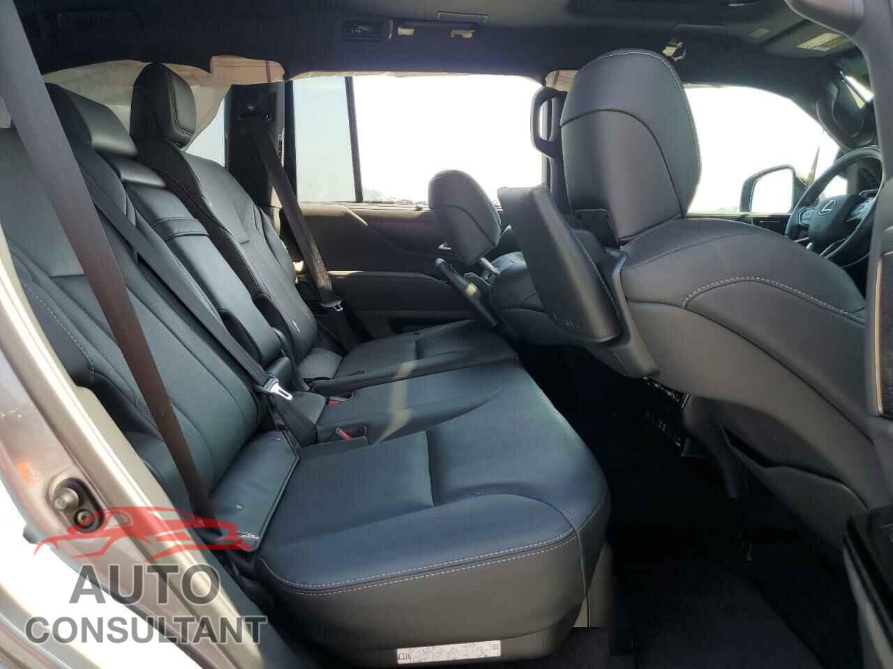 LEXUS LX 600 BAS 2023 - JTJGB7CX5P4016267