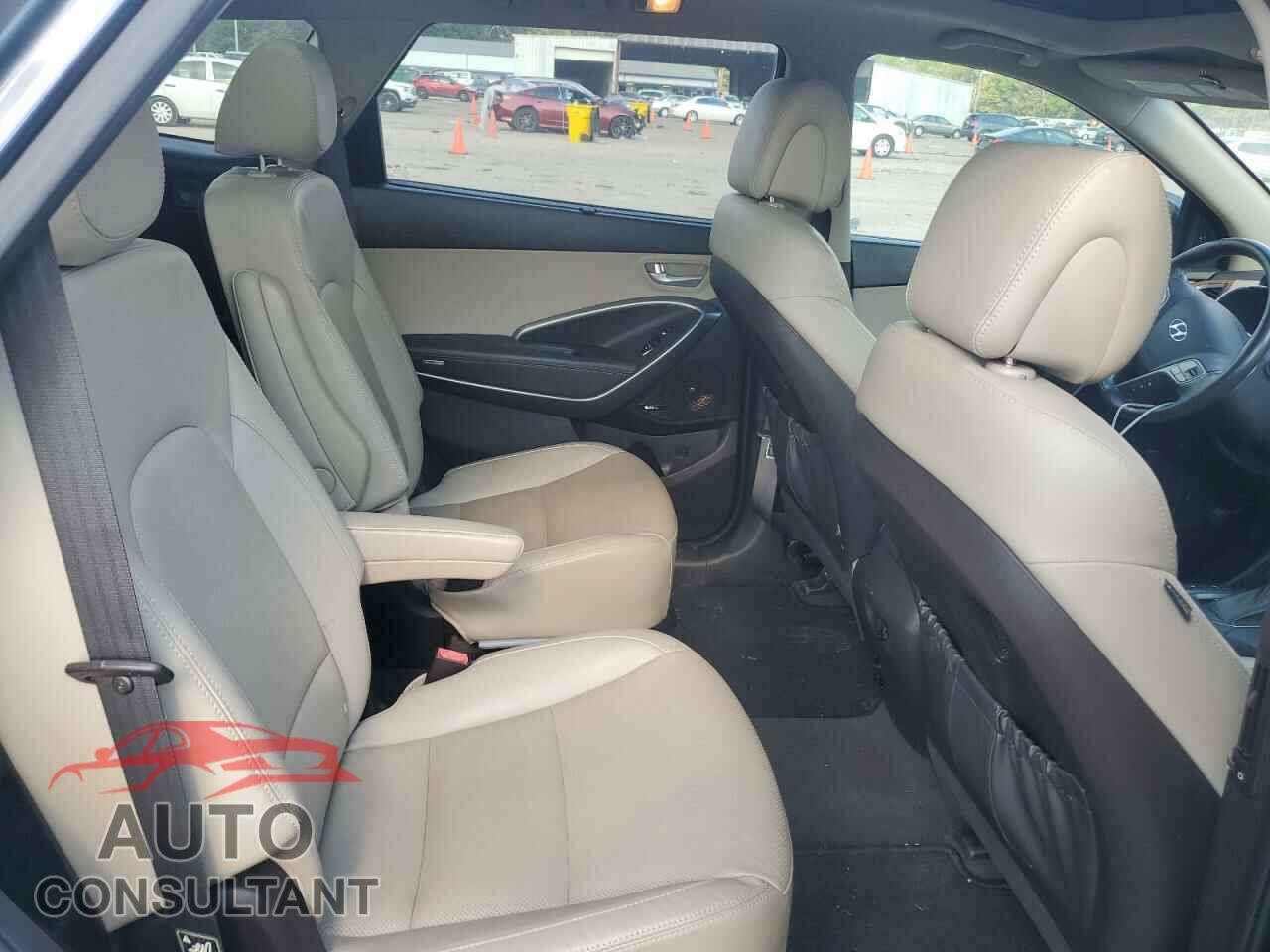 HYUNDAI SANTA FE 2016 - KM8SR4HF7GU143377
